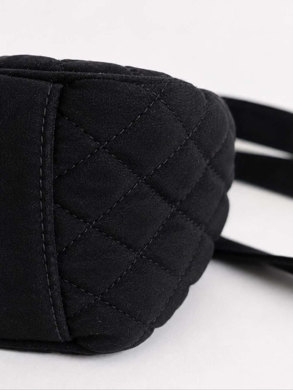 Vera Bradley Classic Black Microfiber Quilted Crossbody Purse - Picture 8 of 10